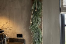 Ceder guirlande 120 cm aan jute touw